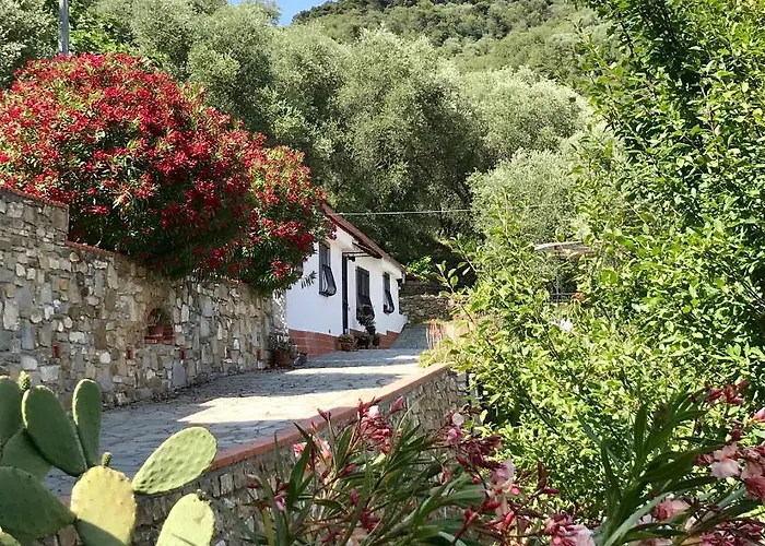 Semesterbostad Casa Uliveto Diano San Pietro